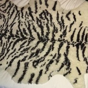 Genuine Sheep skin rug. ( Tiger stripes)